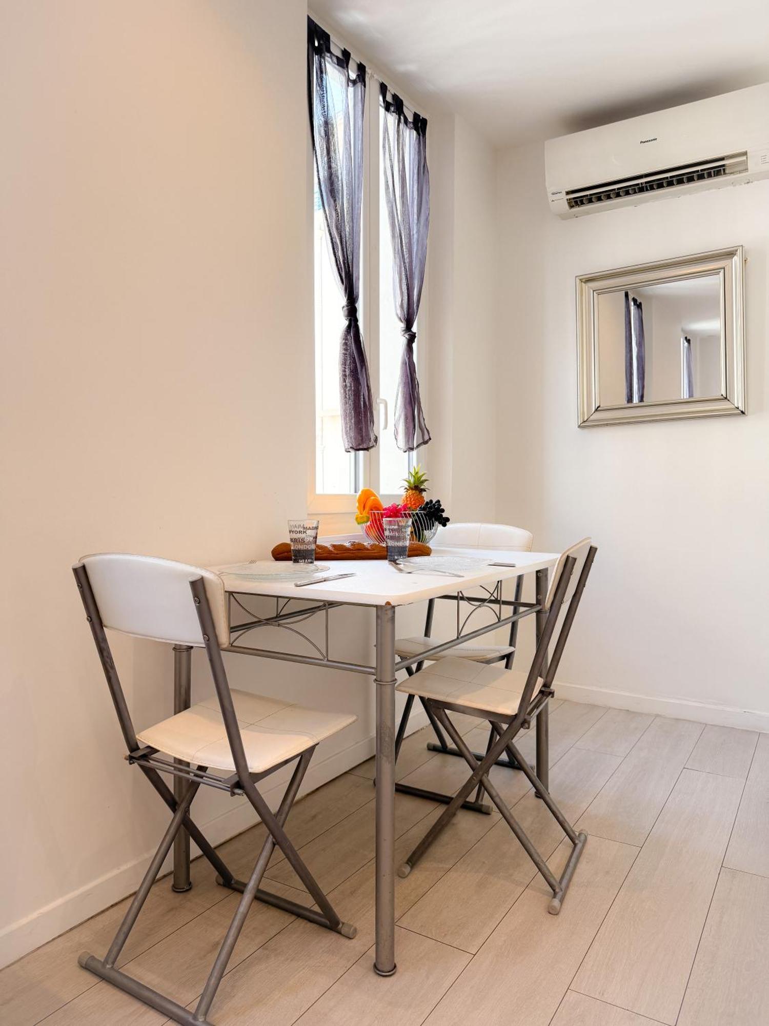 Appartement Le Clemenceau By Apirent #cosy #200m Des Plages #wifi *